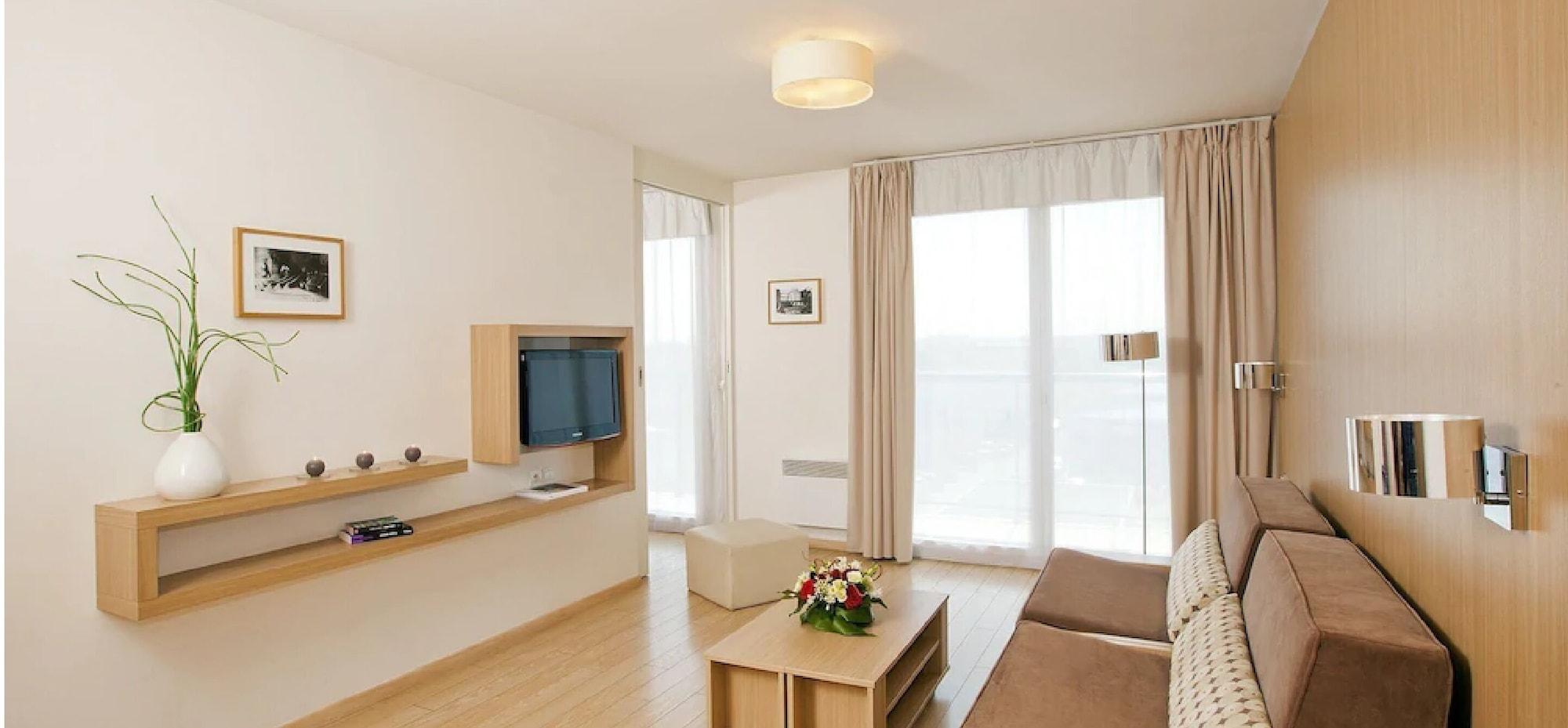 Residhome Carrieres La Defense מראה חיצוני תמונה