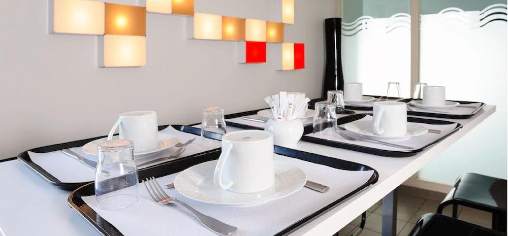 Residhome Carrieres La Defense מראה חיצוני תמונה