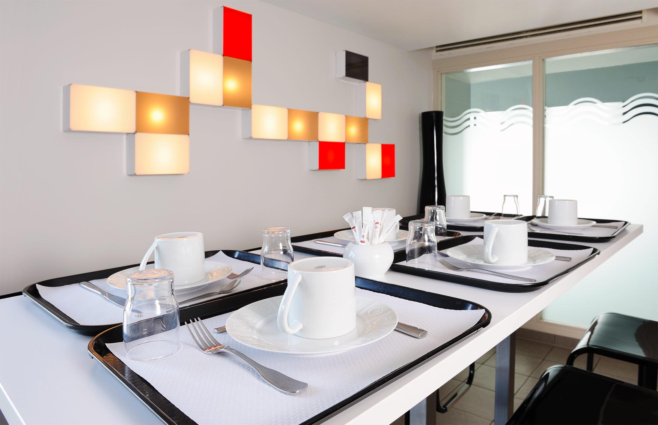 Residhome Carrieres La Defense מסעדה תמונה